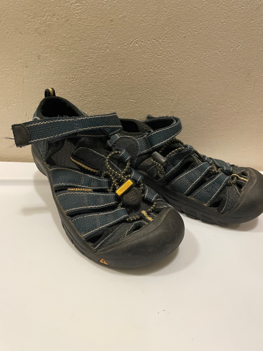 Kids Waterproof Outdoor Sandals in Dark Blue